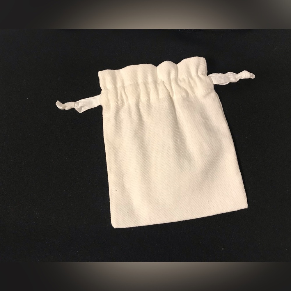 Christian Dior white cotton small beauty dust bag drawstring - Picture 2 of 5